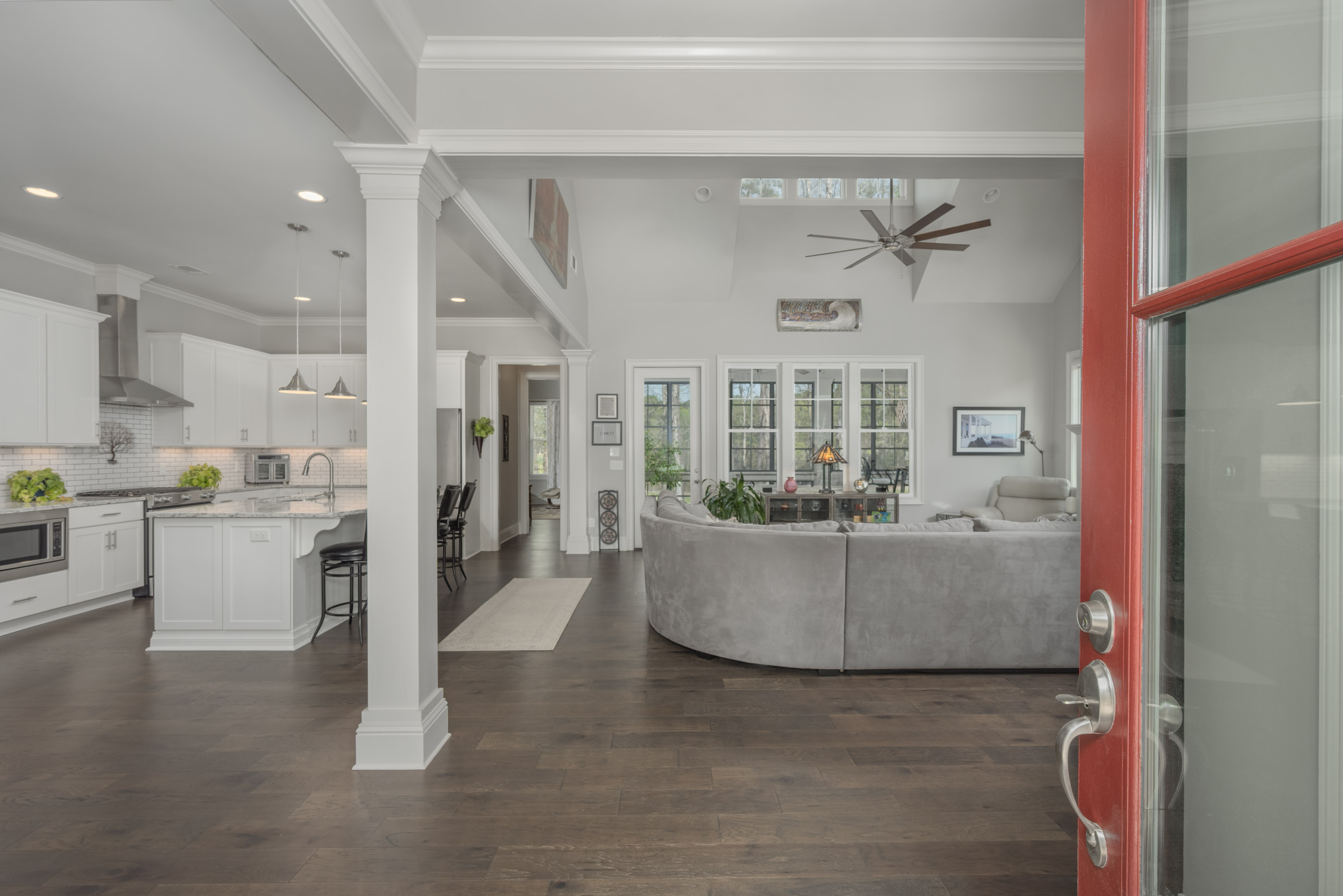 1140 Long Cove Drive image 5